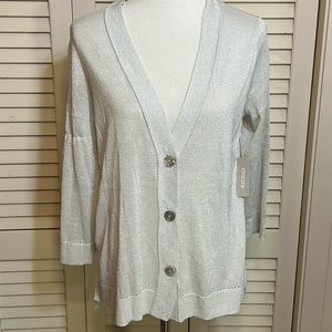 NWT CHICO’S M (1) shine three button front sweater with three-quarter sleeves
